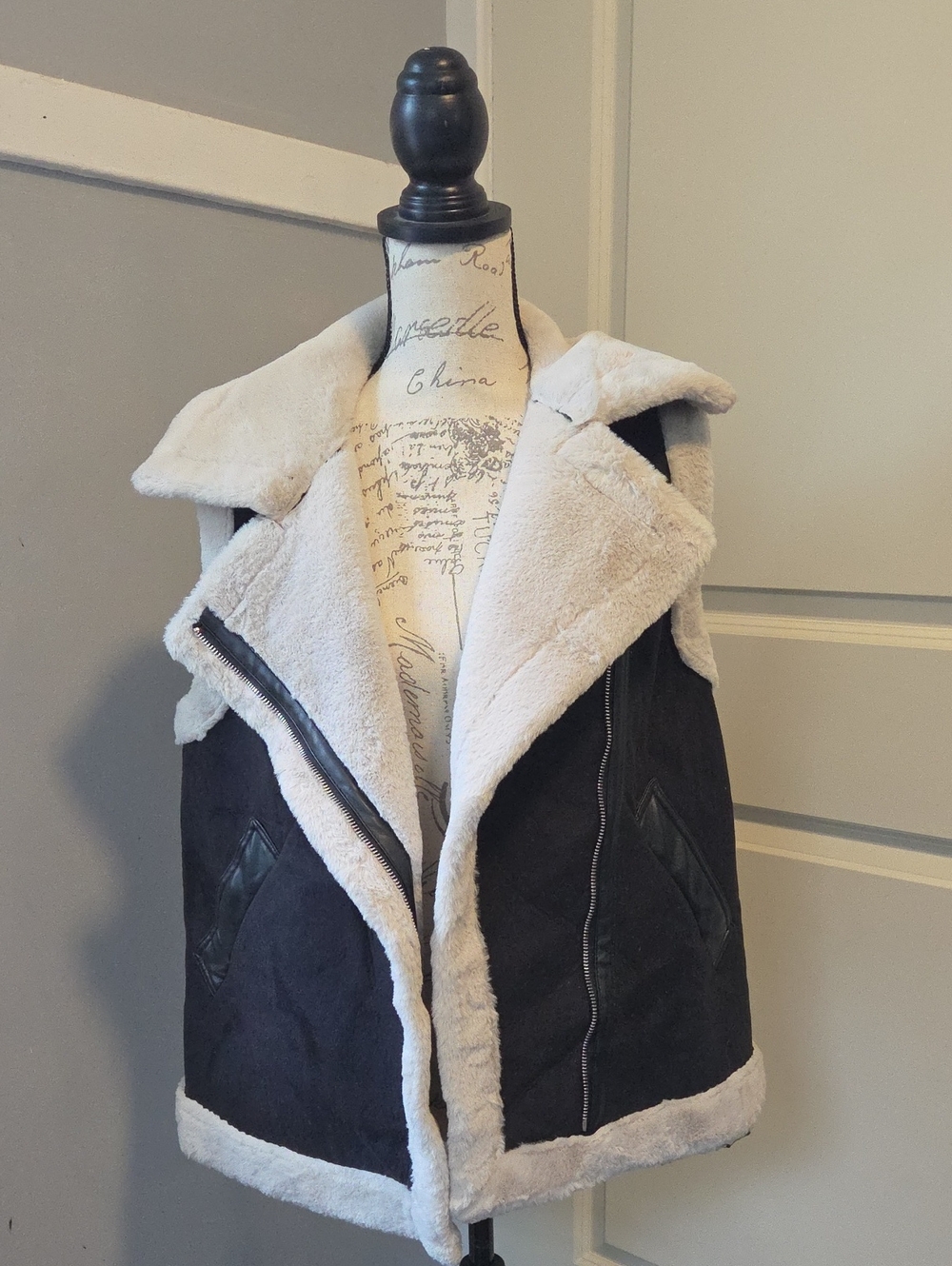 Fashion Nova Faux Shearling Trim Suede Vest - Black/White